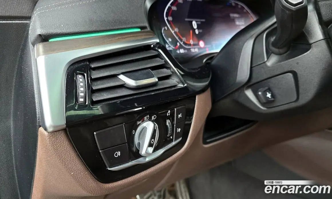 BMW 6 серия 2021 2.0 автомат (гидро), фото 28