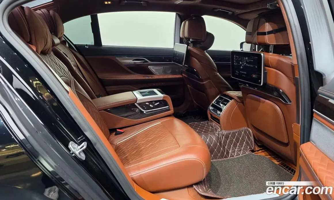 BMW 7 серия 2020 6.6 автомат (гидро), фото 12