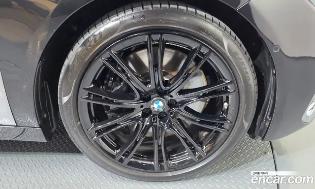 BMW 7 серия 2020 6.6 автомат (гидро), миниатюра 5
