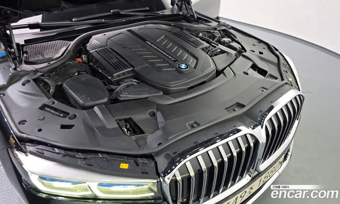 BMW 7 серия 2020 6.6 автомат (гидро), фото 6
