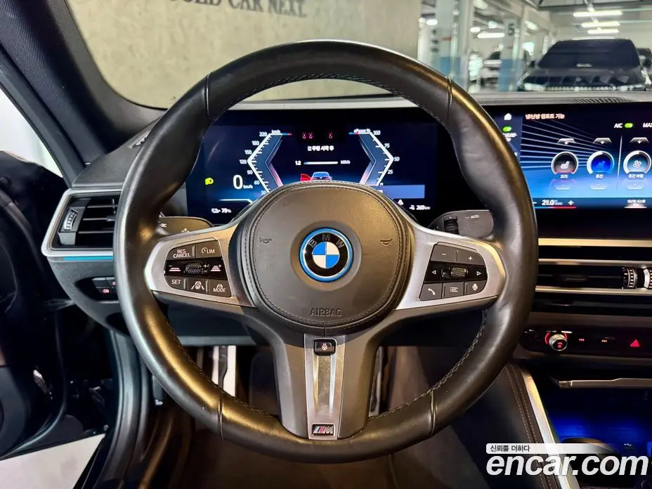 BMW i4 2023 автомат (гидро), фото 14