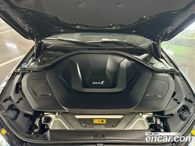 BMW i4 2023 автомат (гидро), миниатюра 6