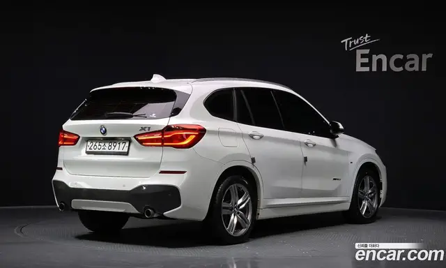 BMW X1 2016 2.0 автомат (гидро), миниатюра 2
