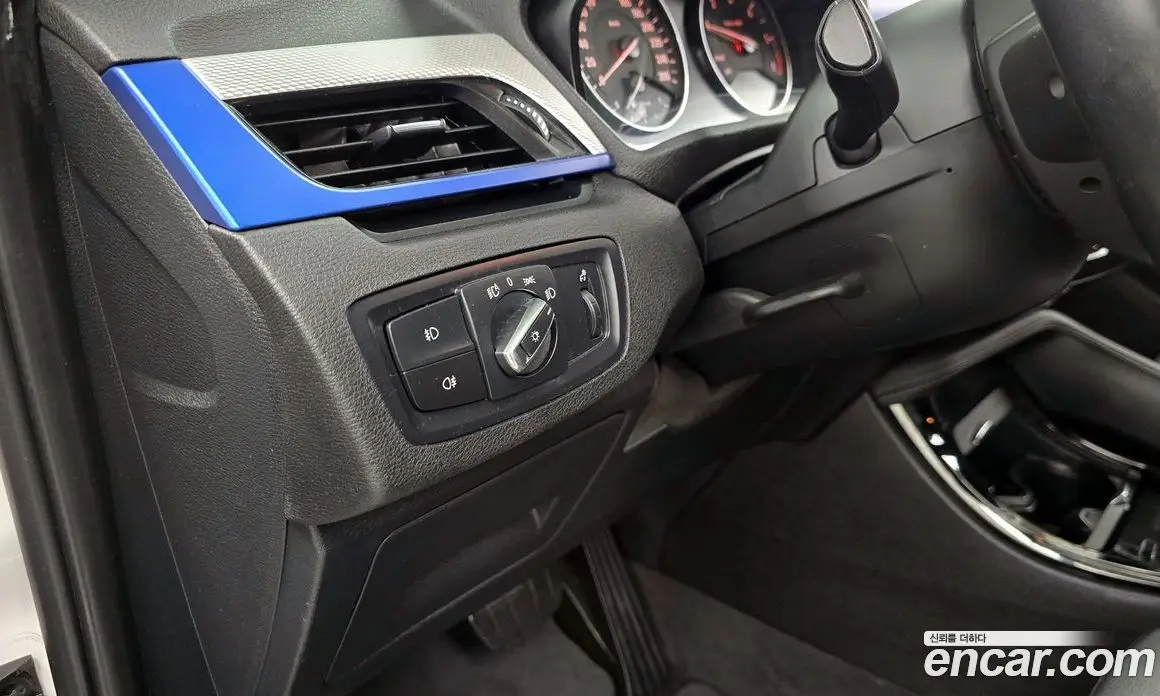 BMW X1 2016 2.0 автомат (гидро), фото 18
