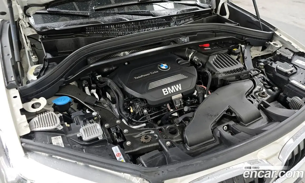 BMW X1 2016 2.0 автомат (гидро), фото 6