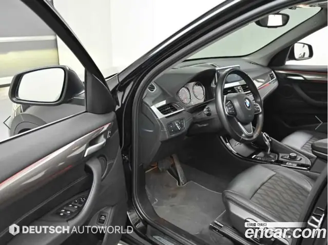 BMW X1 2021 2.0 автомат (гидро), миниатюра 11