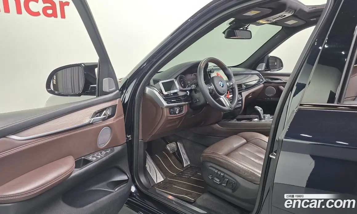 BMW X5 2015 3.0 автомат (гидро), фото 13