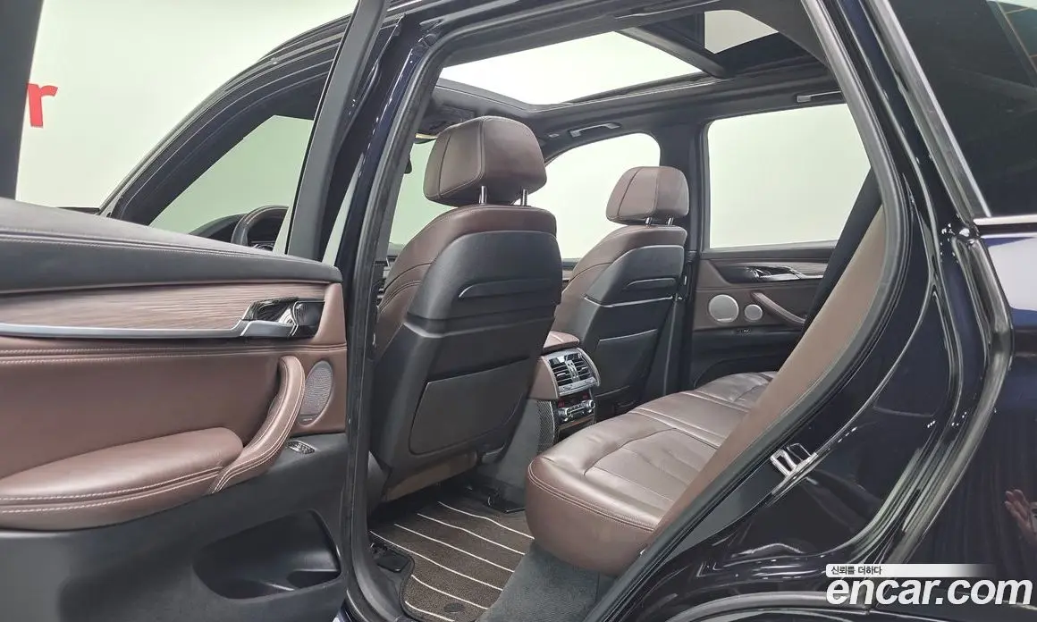 BMW X5 2015 3.0 автомат (гидро), фото 17
