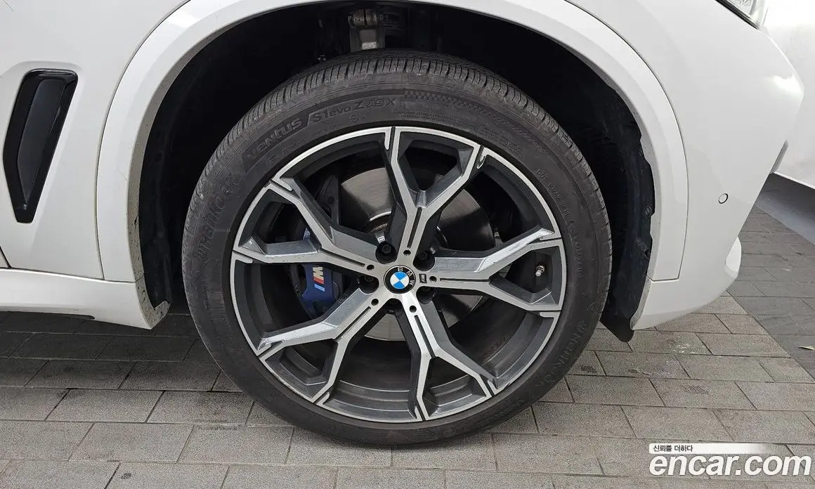 BMW X5 2022 3.0 автомат (гидро), фото 5
