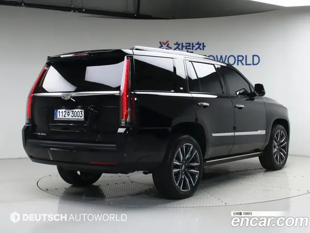 Cadillac Escalade 2019 6.2 автомат (гидро), миниатюра 2