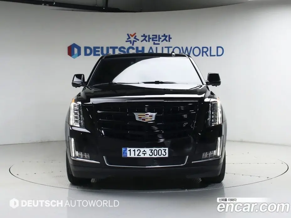 Cadillac Escalade 2019 6.2 автомат (гидро), фото 3