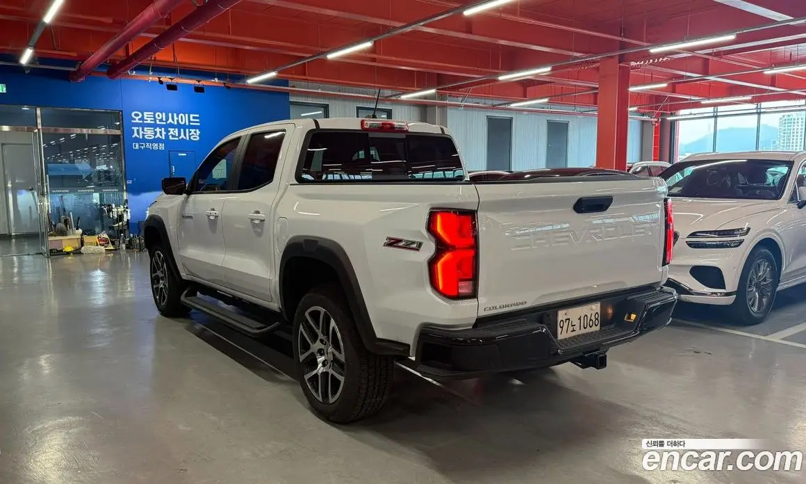 Chevrolet Colorado 2023 2.7 автомат (гидро), фото 4 Chevrolet Colorado 2023 2.7 автомат (гидро), фото 4