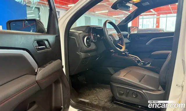 Chevrolet Colorado 2023 2.7 автомат (гидро), миниатюра 7 Chevrolet Colorado 2023 2.7 автомат (гидро), миниатюра 7