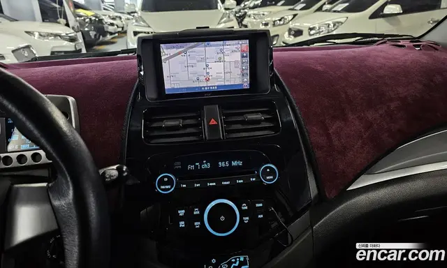 Chevrolet Spark 2012 1.0 автомат (гидро), миниатюра 12