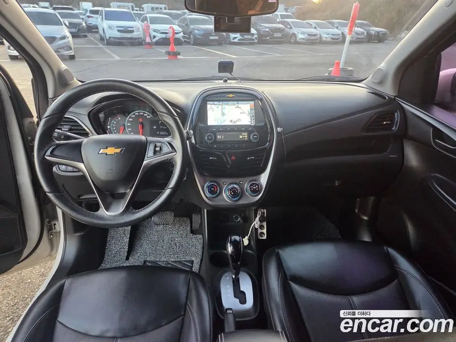 Chevrolet Spark 2017 1.0 автомат (гидро), фото 10