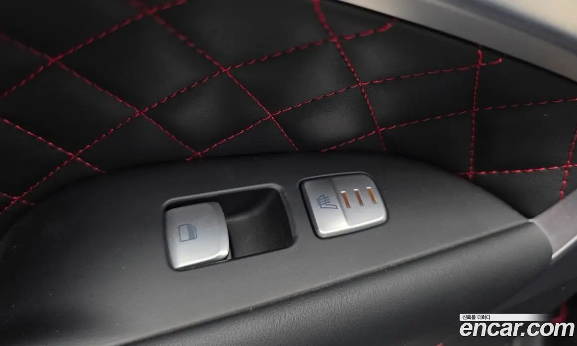 Genesis G70 2018 2.0 автомат (гидро), фото 24