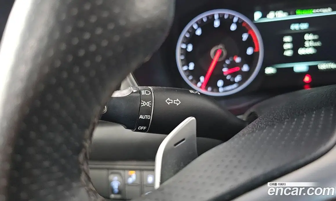 Genesis G70 2018 2.0 автомат (гидро), фото 17