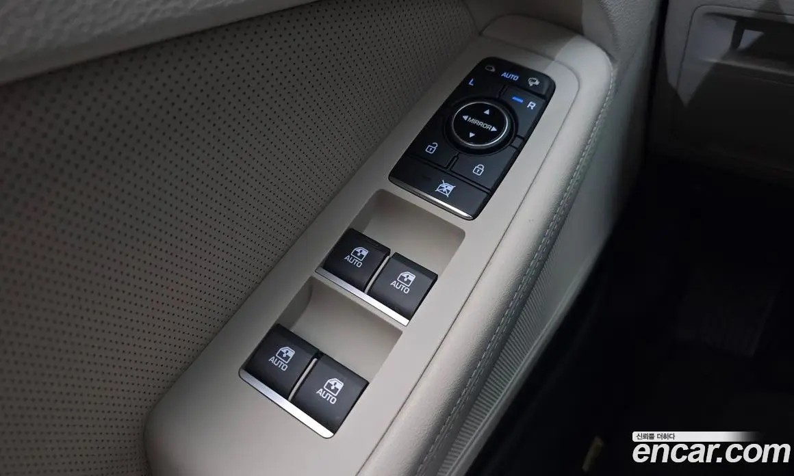Genesis G80 2018 3.3 автомат (гидро), фото 28 Genesis G80 2018 3.3 автомат (гидро), фото 28