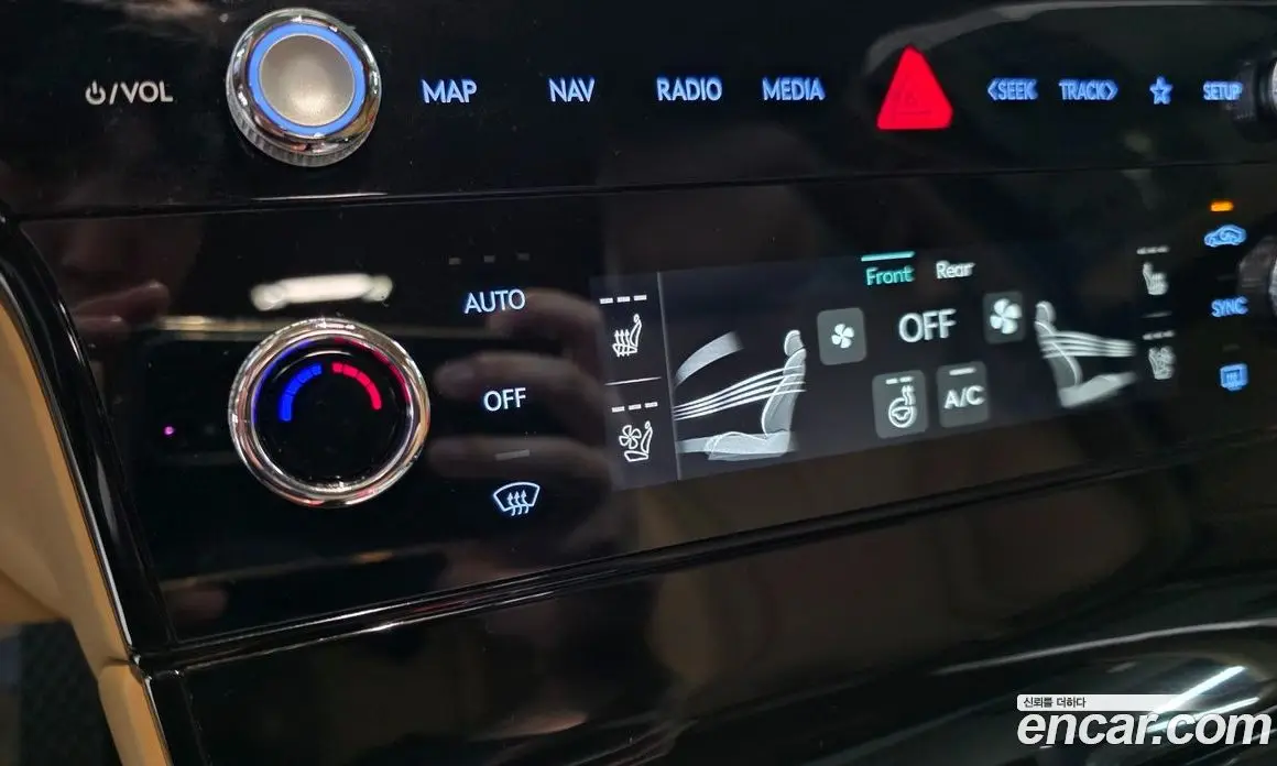 Genesis G80 2025 2.5 автомат (гидро), фото 15