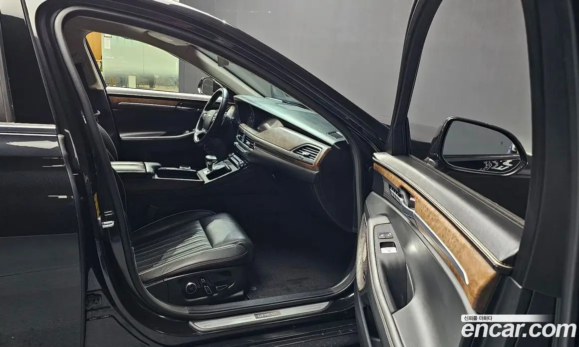 Genesis G90 2019 5.0 автомат (гидро), фото 10 Genesis G90 2019 5.0 автомат (гидро), фото 10