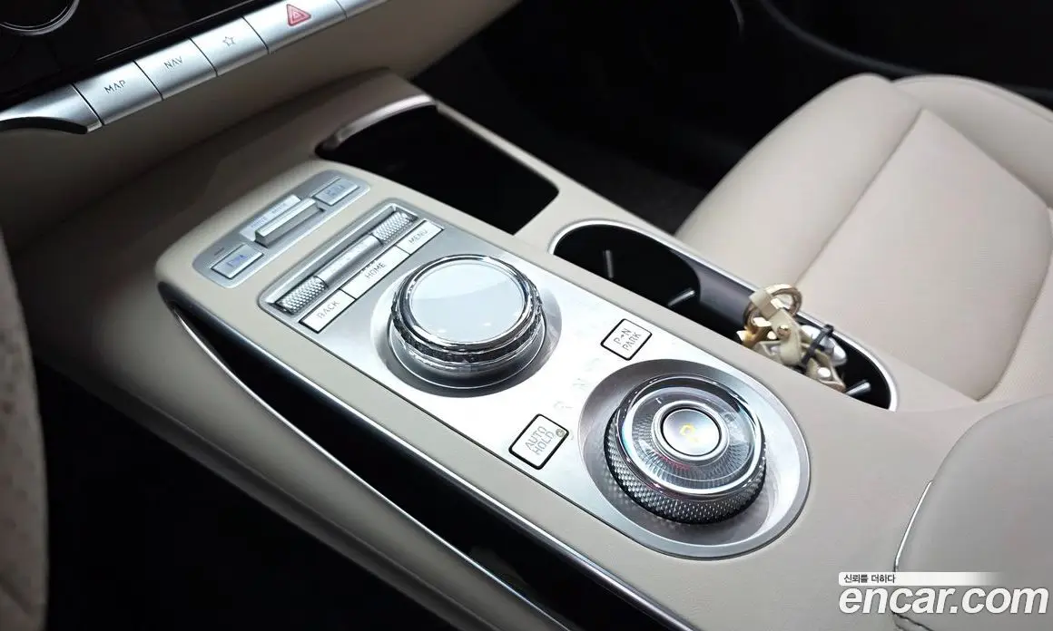 Genesis GV70 2022 2.2 автомат (гидро), фото 9