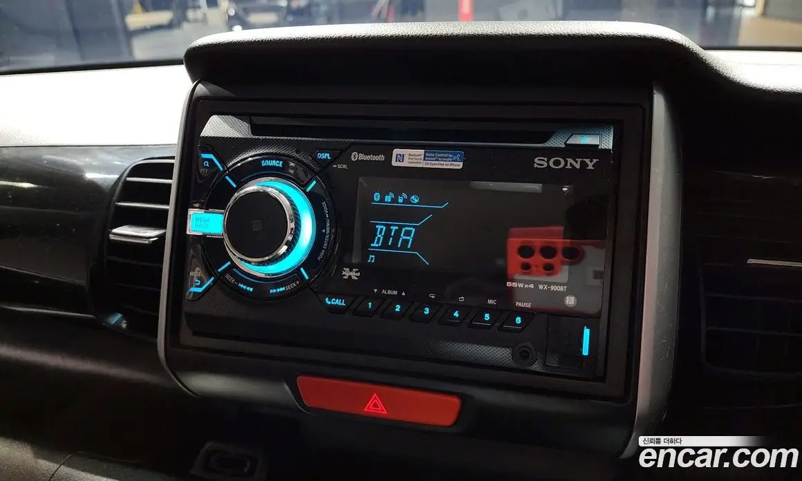 Honda N-BOX 2016 0.7 автомат (гидро), фото 17 Honda N-BOX 2016 0.7 автомат (гидро), фото 17