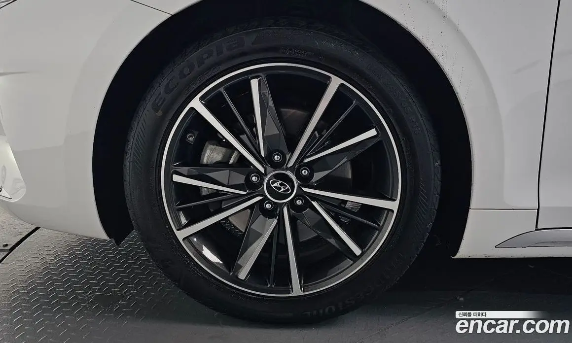 Hyundai Grandeur 2020 2.5 автомат (гидро), фото 4 Hyundai Grandeur 2020 2.5 автомат (гидро), фото 4
