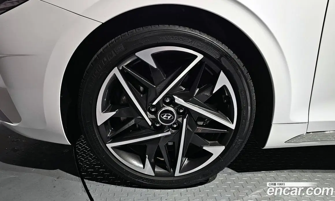 Hyundai Grandeur 2022 3.3 автомат (гидро), фото 5 Hyundai Grandeur 2022 3.3 автомат (гидро), фото 5