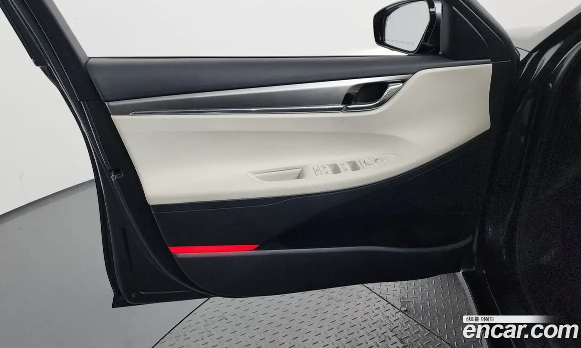 Hyundai Grandeur 2022 2.5 автомат (гидро), фото 14
