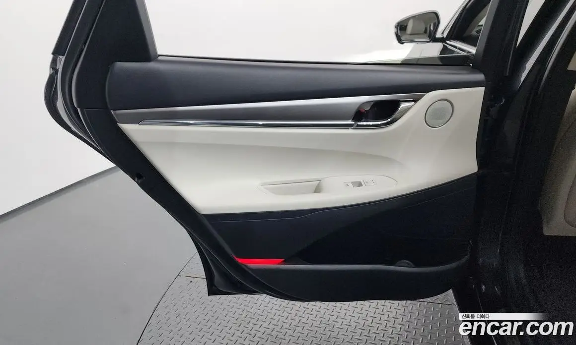 Hyundai Grandeur 2022 2.5 автомат (гидро), фото 15