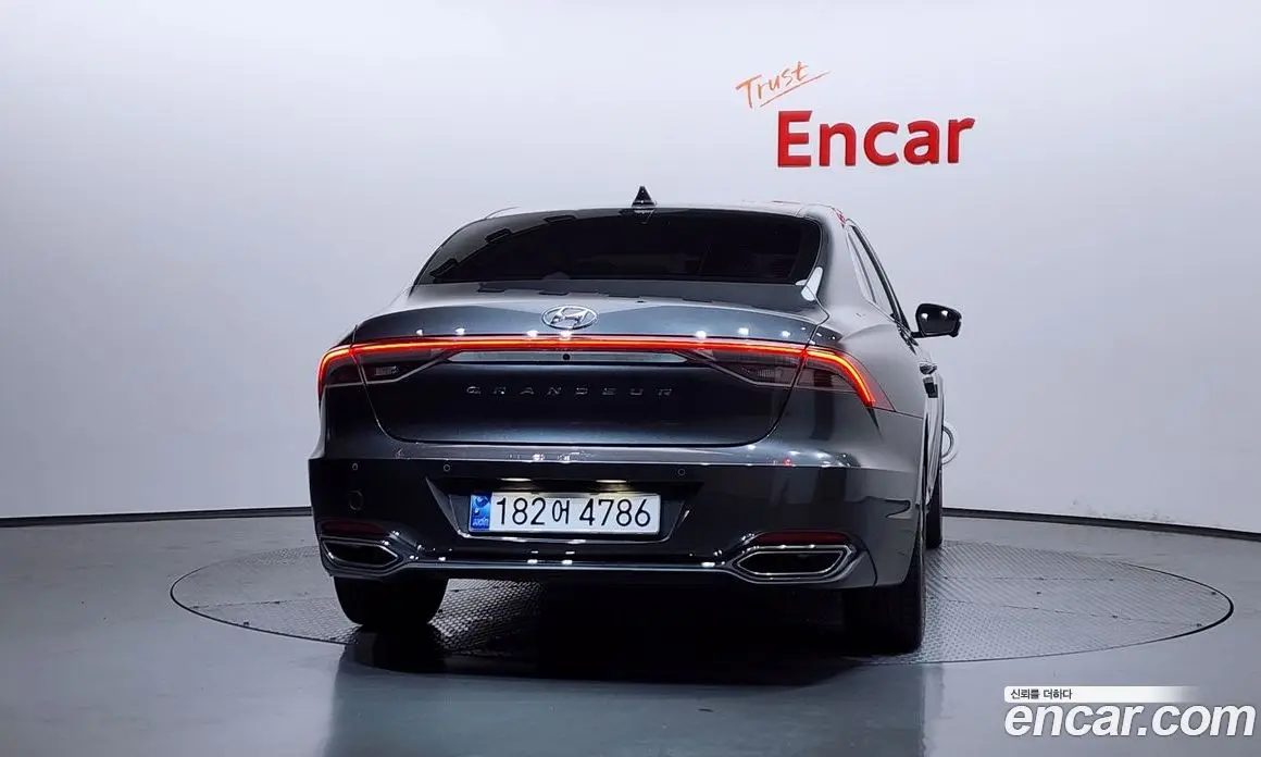Hyundai Grandeur 2022 2.5 автомат (гидро), фото 4