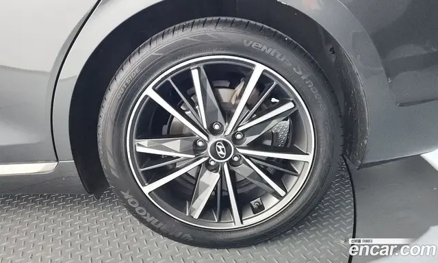 Hyundai Grandeur 2022 2.5 автомат (гидро), миниатюра 7