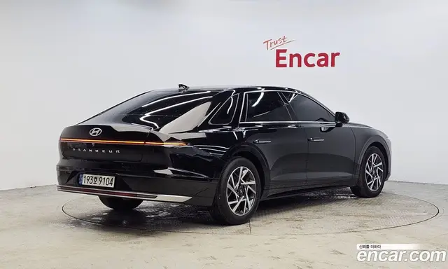 Hyundai Grandeur 2023 2.5 автомат (гидро), миниатюра 2