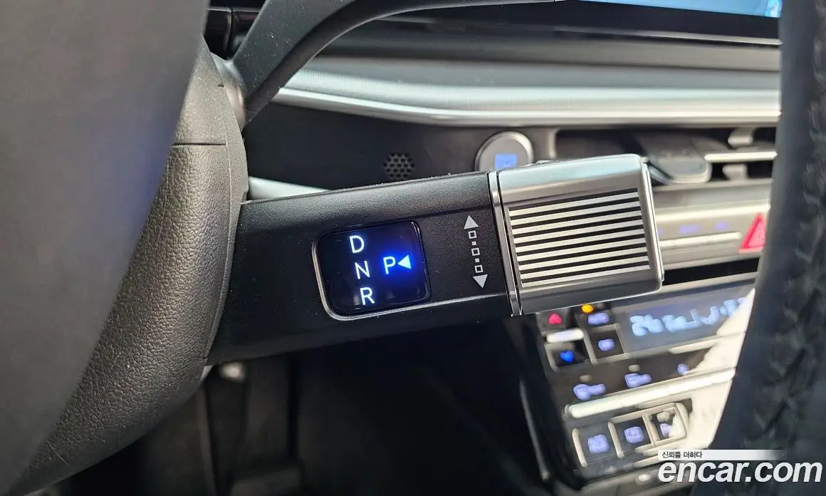 Hyundai Grandeur 2023 2.5 автомат (гидро), фото 12