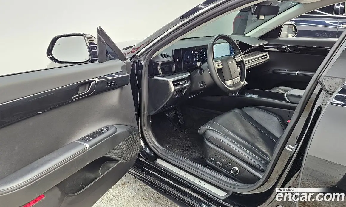 Hyundai Grandeur 2023 2.5 автомат (гидро), фото 13