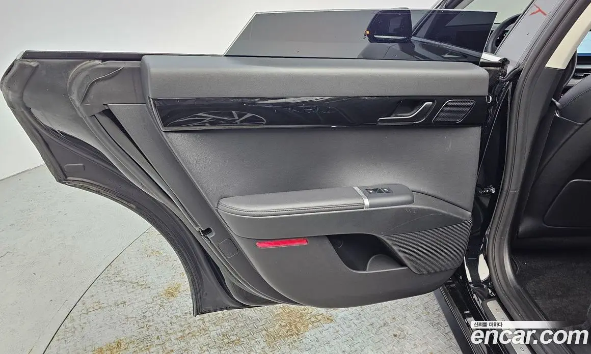 Hyundai Grandeur 2023 2.5 автомат (гидро), фото 15