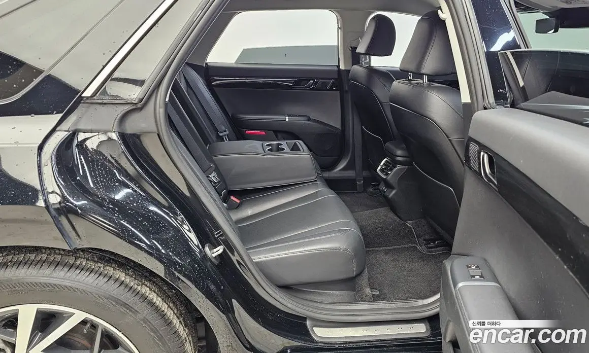 Hyundai Grandeur 2023 2.5 автомат (гидро), фото 18