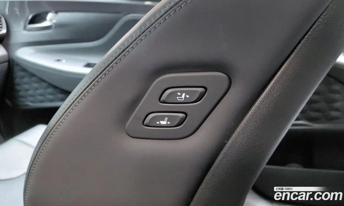 Hyundai Santa Fe 2023 2.5 автомат (гидро), фото 28