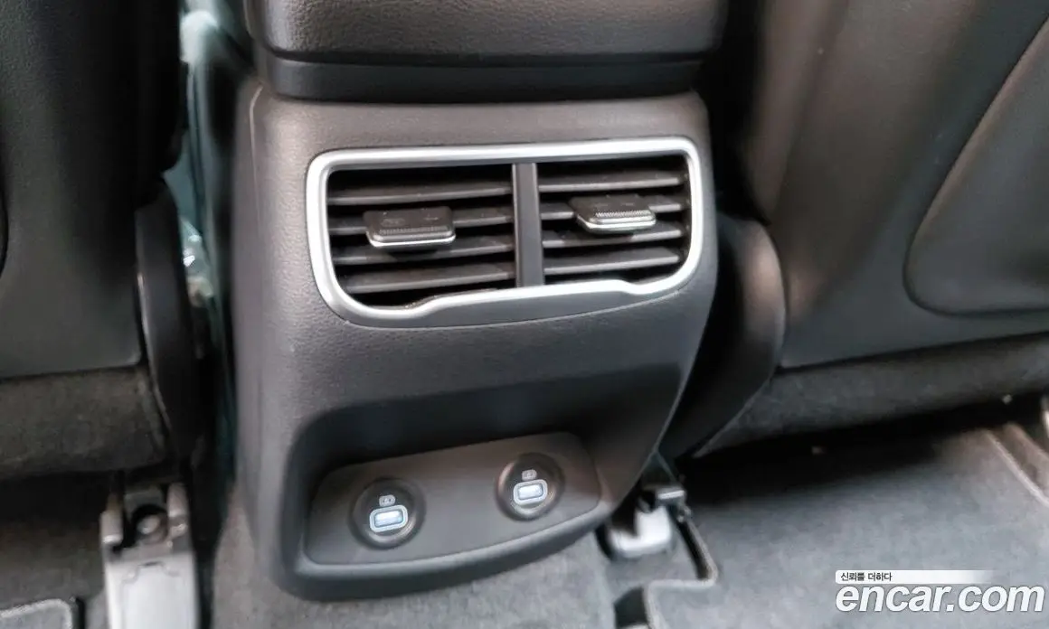 Hyundai Santa Fe 2023 2.5 автомат (гидро), фото 29