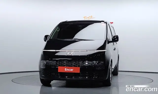 Hyundai Staria 2022 2.2 автомат (гидро), миниатюра 3