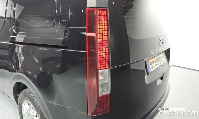 Hyundai Staria 2022 2.2 автомат (гидро), миниатюра 9