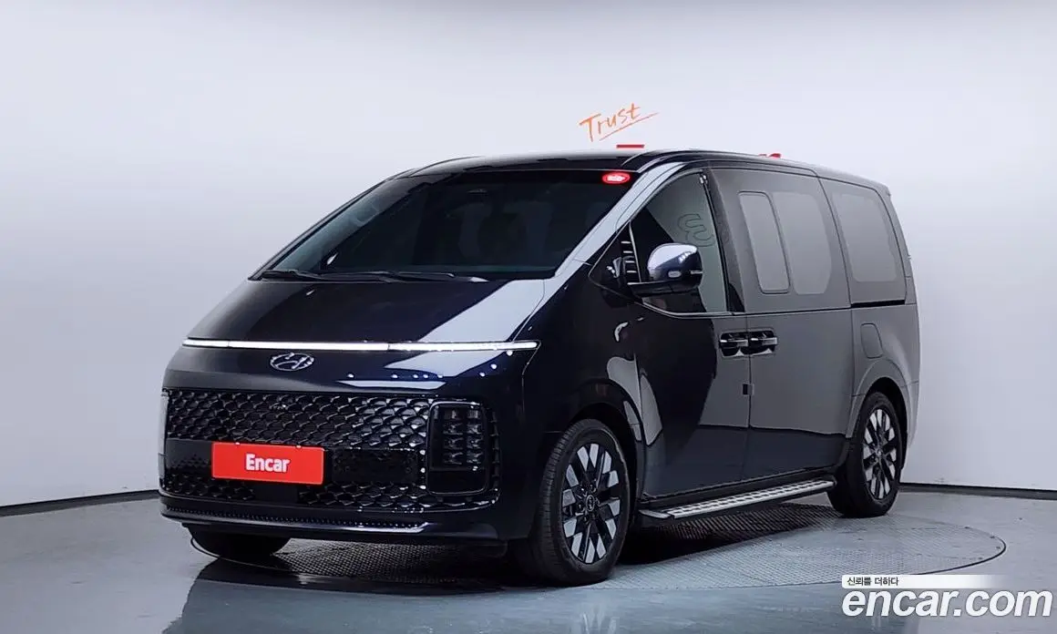 Hyundai Staria 2023 3.5 автомат (гидро), фото 1 Hyundai Staria 2023 3.5 автомат (гидро), фото 1
