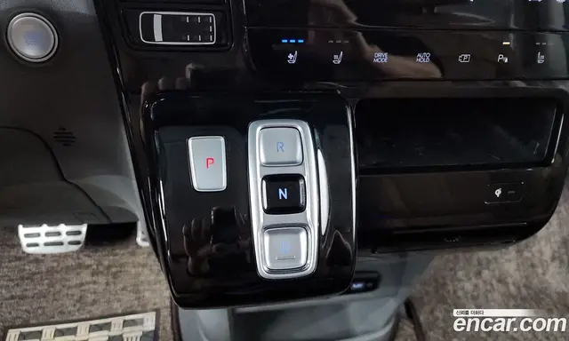 Hyundai Staria 2023 3.5 автомат (гидро), миниатюра 12