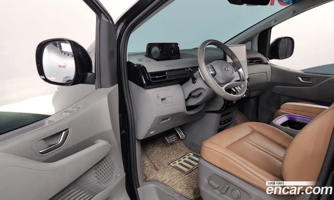 Hyundai Staria 2023 3.5 автомат (гидро), фото 13 Hyundai Staria 2023 3.5 автомат (гидро), фото 13