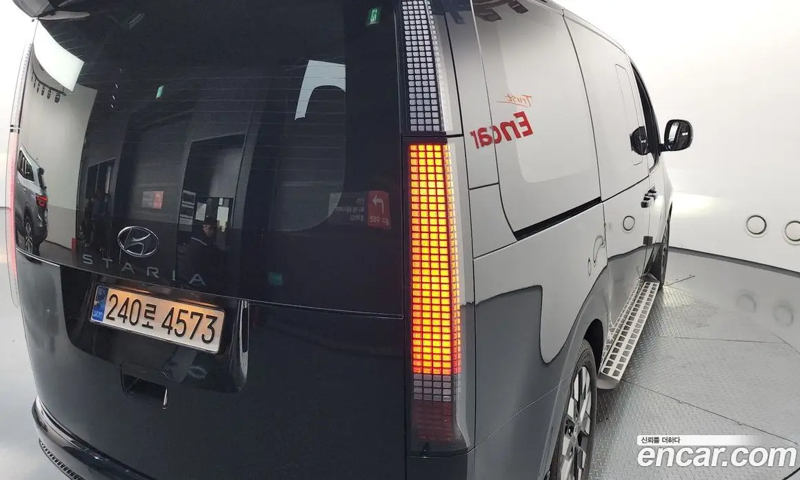Hyundai Staria 2023 3.5 автомат (гидро), фото 9 Hyundai Staria 2023 3.5 автомат (гидро), фото 9