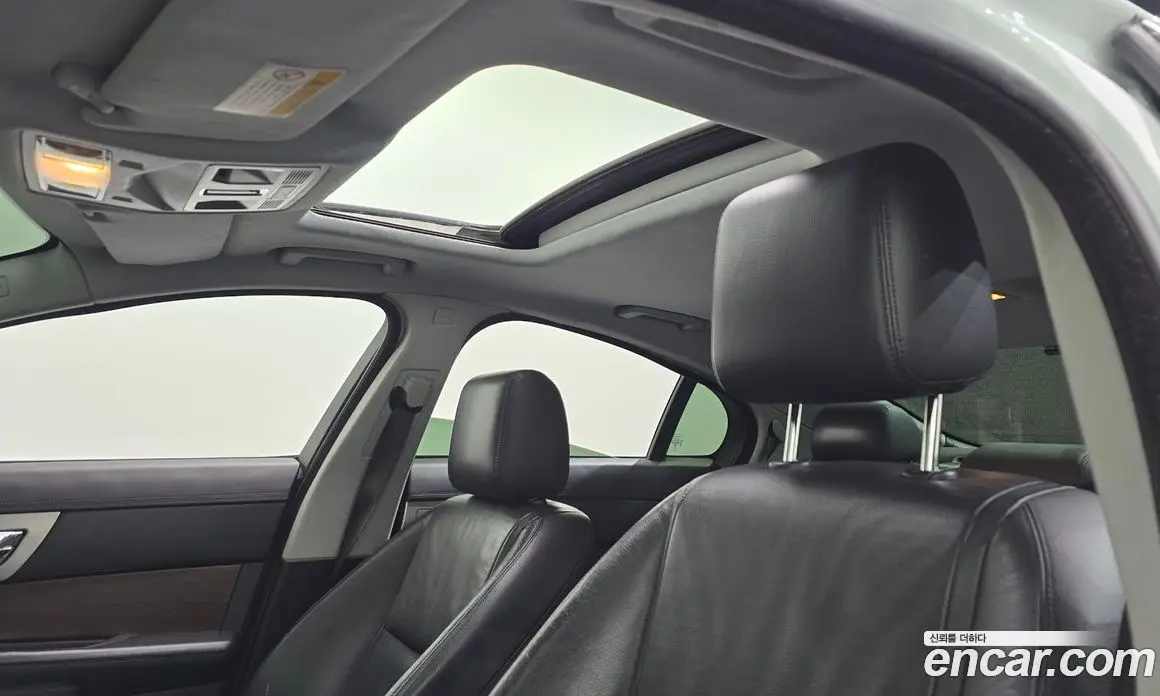 Jaguar XF 2013 2.2 автомат (гидро), фото 19 Jaguar XF 2013 2.2 автомат (гидро), фото 19