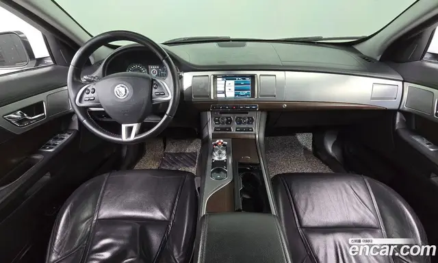 Jaguar XF 2013 2.2 автомат (гидро), миниатюра 7 Jaguar XF 2013 2.2 автомат (гидро), миниатюра 7