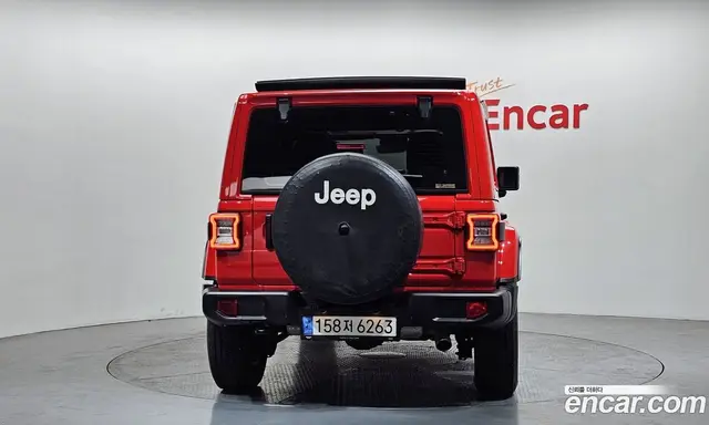 Jeep Wrangler 2022 2.0 автомат (гидро), миниатюра 4