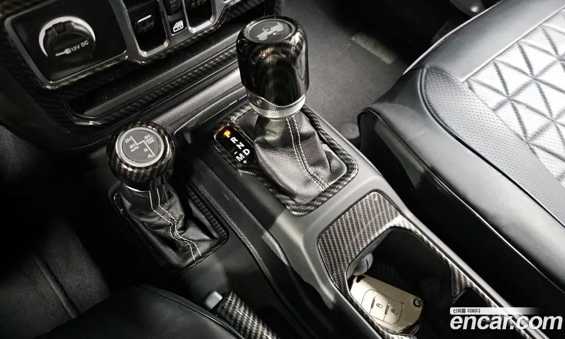 Jeep Wrangler 2023 2.0 автомат (гидро), фото 9 Jeep Wrangler 2023 2.0 автомат (гидро), фото 9