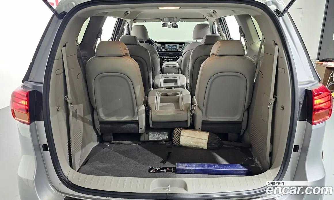Kia Carnival 2020 2.2 автомат (гидро), фото 26 Kia Carnival 2020 2.2 автомат (гидро), фото 26